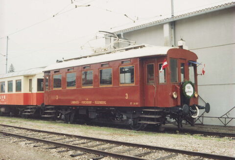 Der historische Tw 24 101 der Vorchdorfer Bahn wurde ebenso ausgestellt.